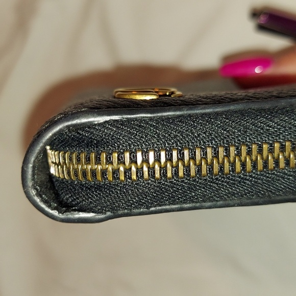 Gucci Marmont GG Zip Around Long Leather Zippy Wallet Black Gold - Picture 7 of 10